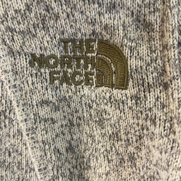 Northface Women’s Maggy Zip up Fleece Sweater Jacket Heather - Picture 3 of 4